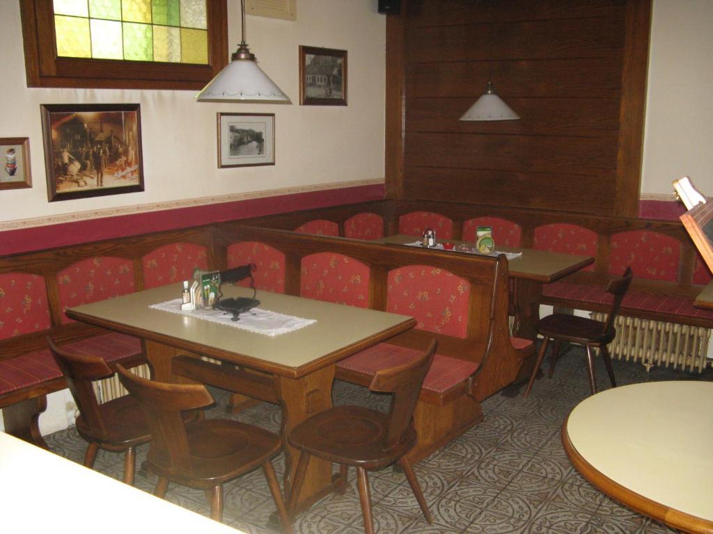 Gasthaus Roter Hahn Hotel Hoflein an der Donau Exterior photo